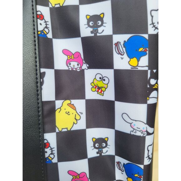 NWT Sanrio Hello Kitty and Friends Large Travel Bag Carry On Black White Check - Picture 5 of 6